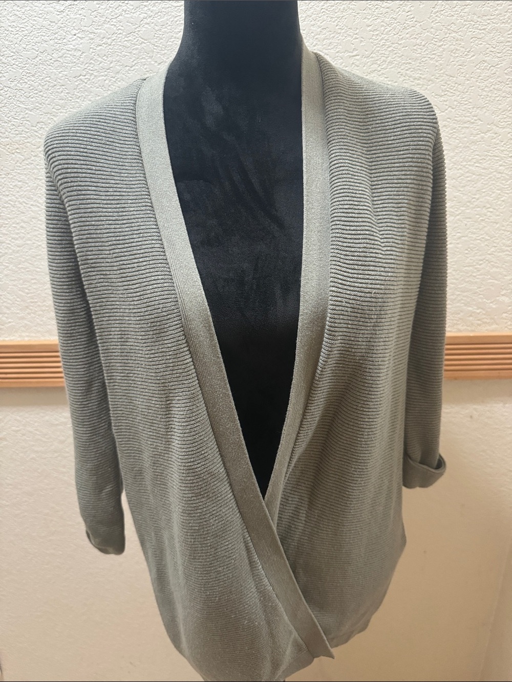 Chico's Open-Front Knit Cardigan with small buckle sleeve size 1